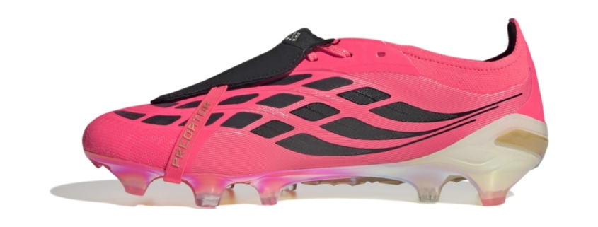 Chaussure de foot adidas Predator Elite FT FG rose et noire, vue de profil