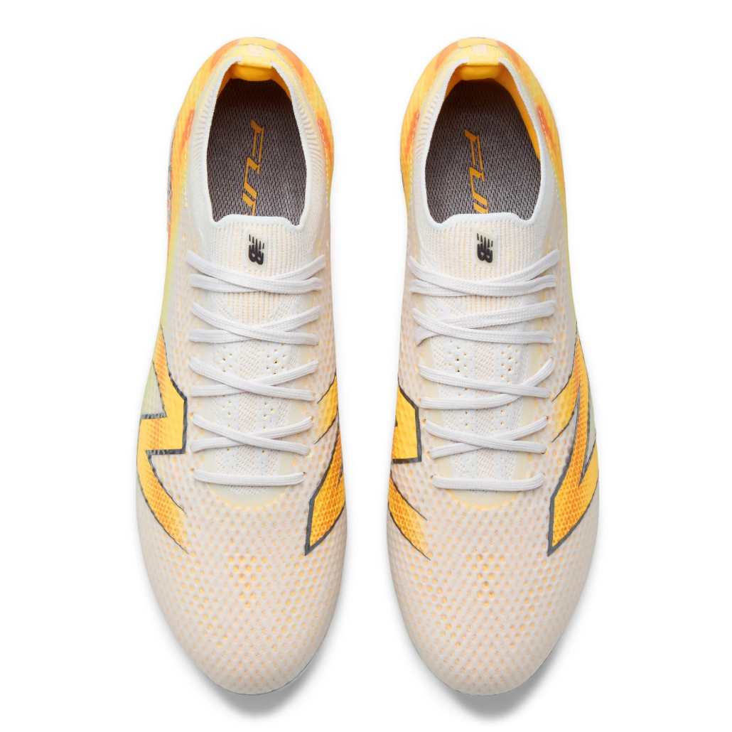 Paire de New Balance Furon v9 Elite vue de dessus, tige en mesh et col tricoté