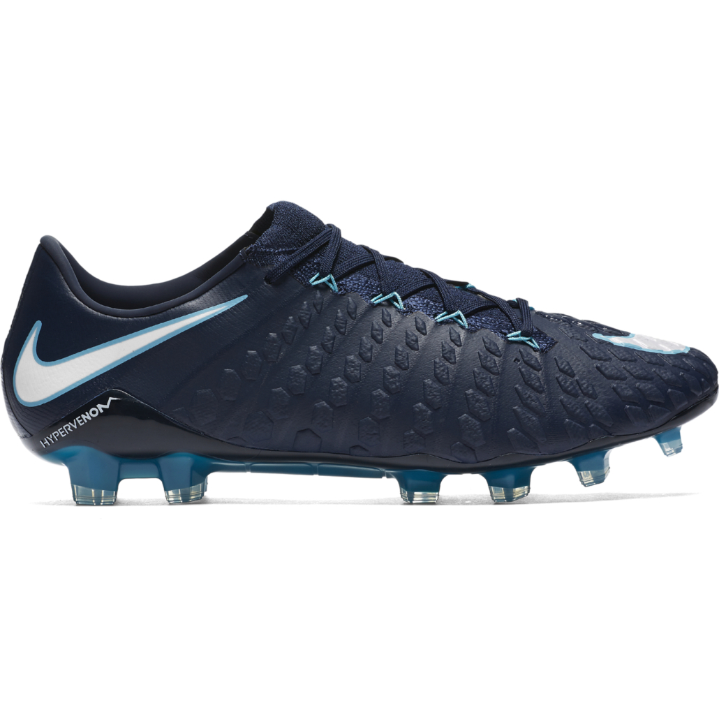 Nike Hypervenom Phantom 3 FG bleu marine, chaussure arrêtée par Nike en 2018 et portée par Michael Olise