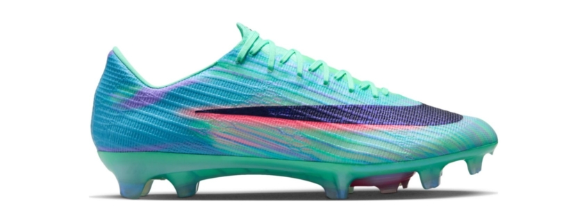Nike Mercurial Superfly 11 Elite Sam Kerr FG, vue de profil, tige FlyWeave Ultra vert menthe irisée